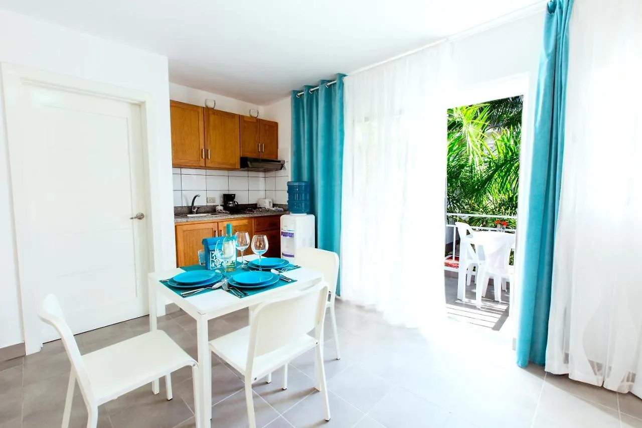 Tropicana Suites Deluxe Beach Club & Pool - Playa Los Corales Punta Cana Hotel