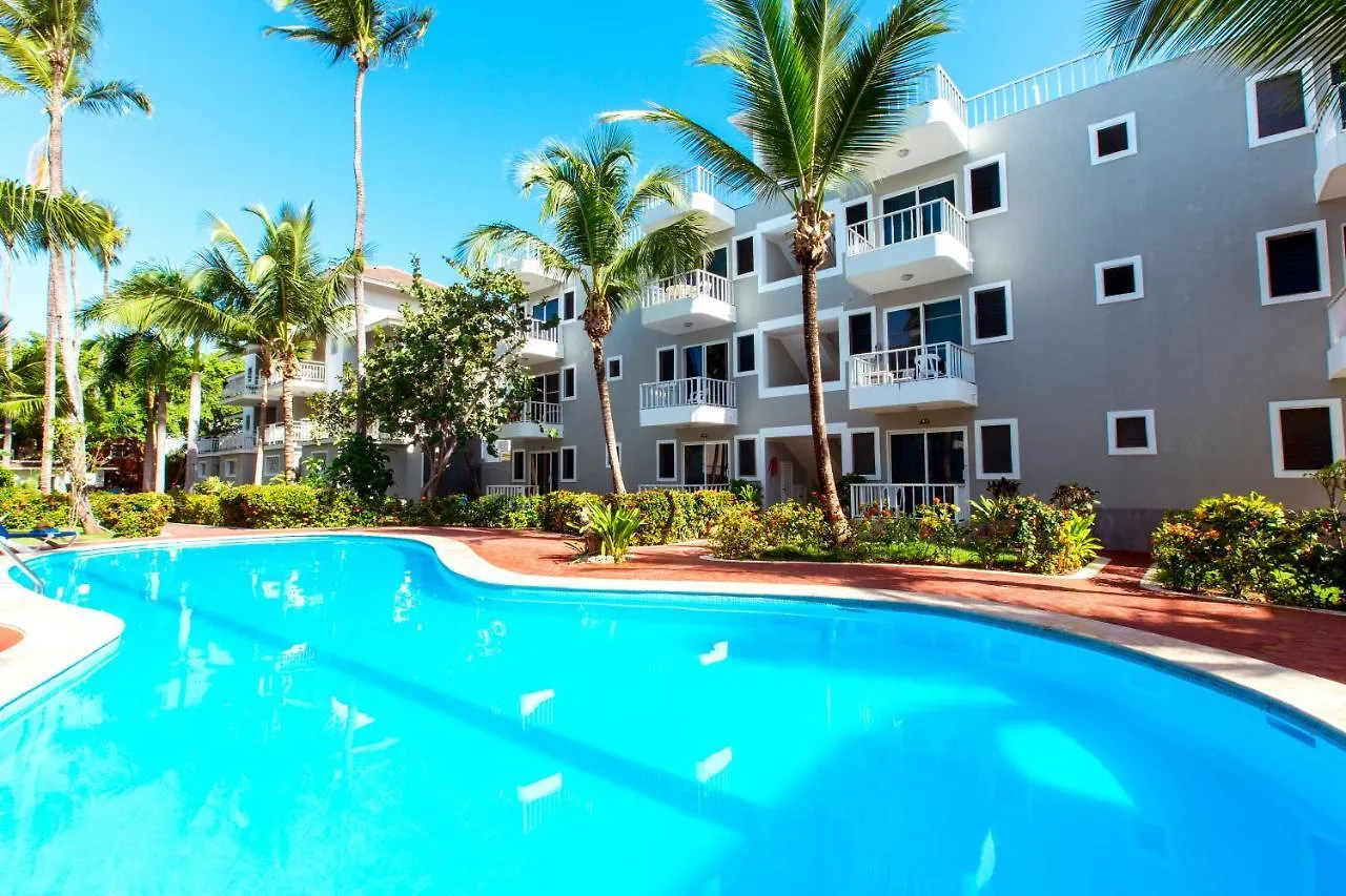 Tropicana Suites Deluxe Beach Club & Pool - Playa Los Corales Punta Cana Hotel