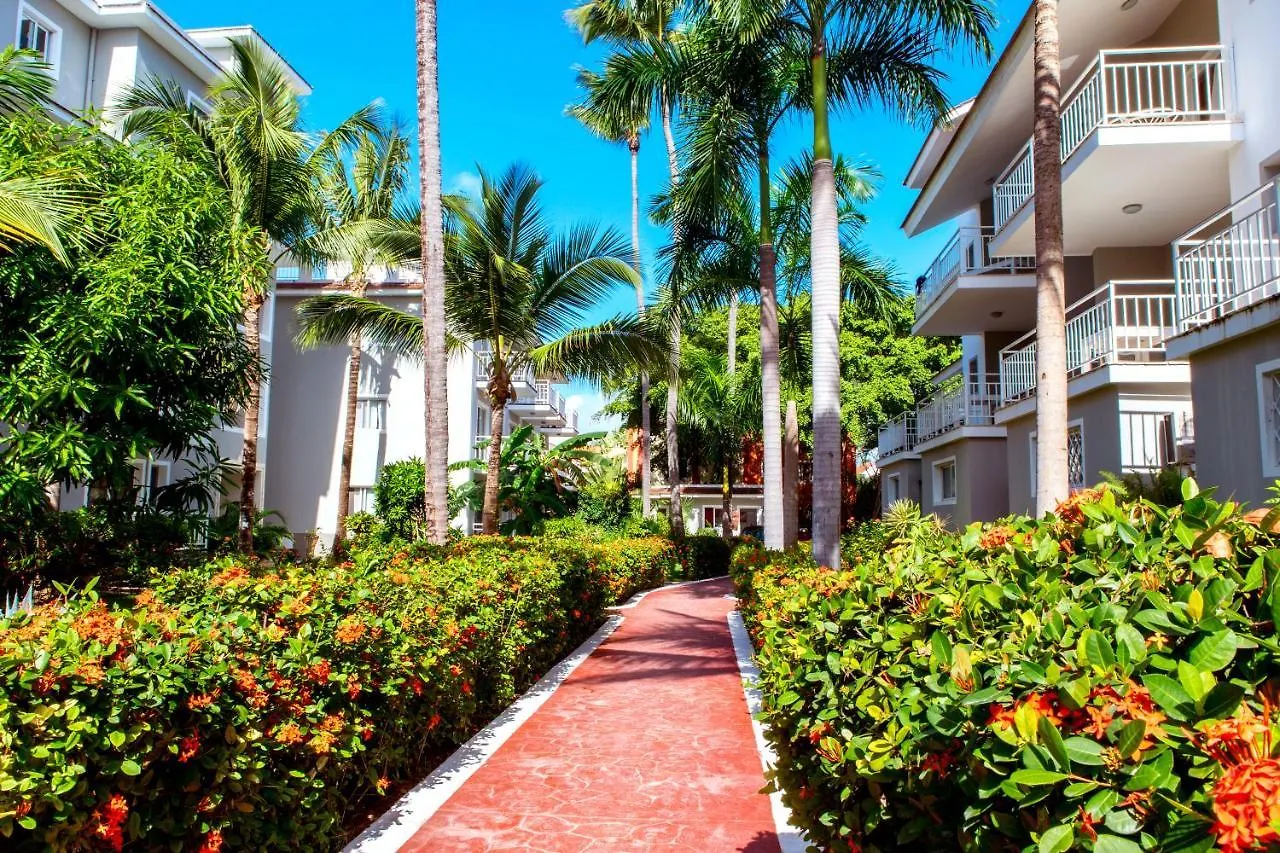 Hotel Tropicana Suites Deluxe Beach Club & Pool - Playa Los Corales Punta Cana