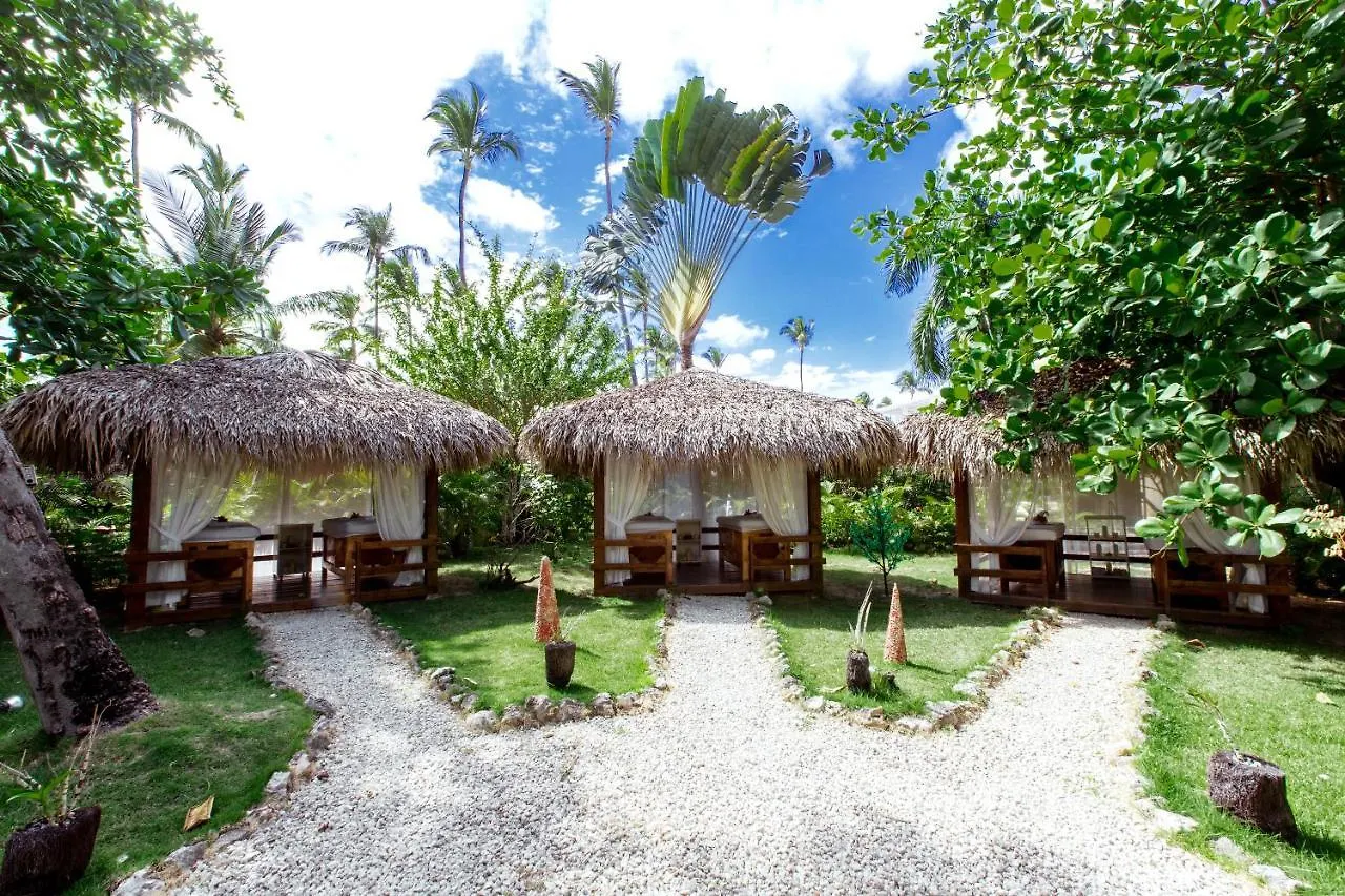 Tropicana Suites Deluxe Beach Club & Pool - Playa Los Corales Punta Cana
