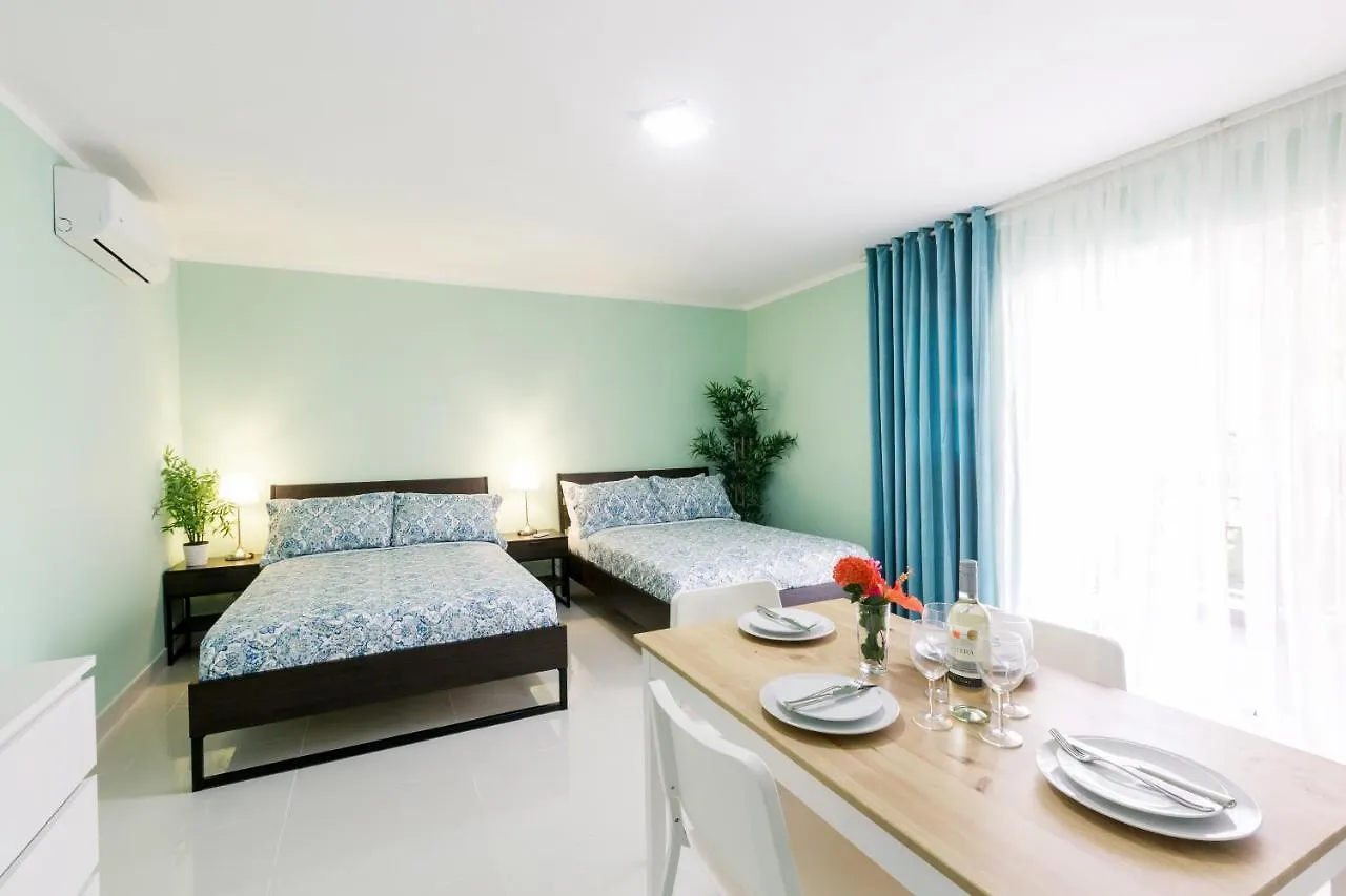 Tropicana Suites Deluxe Beach Club & Pool - Playa Los Corales Punta Cana 5*,