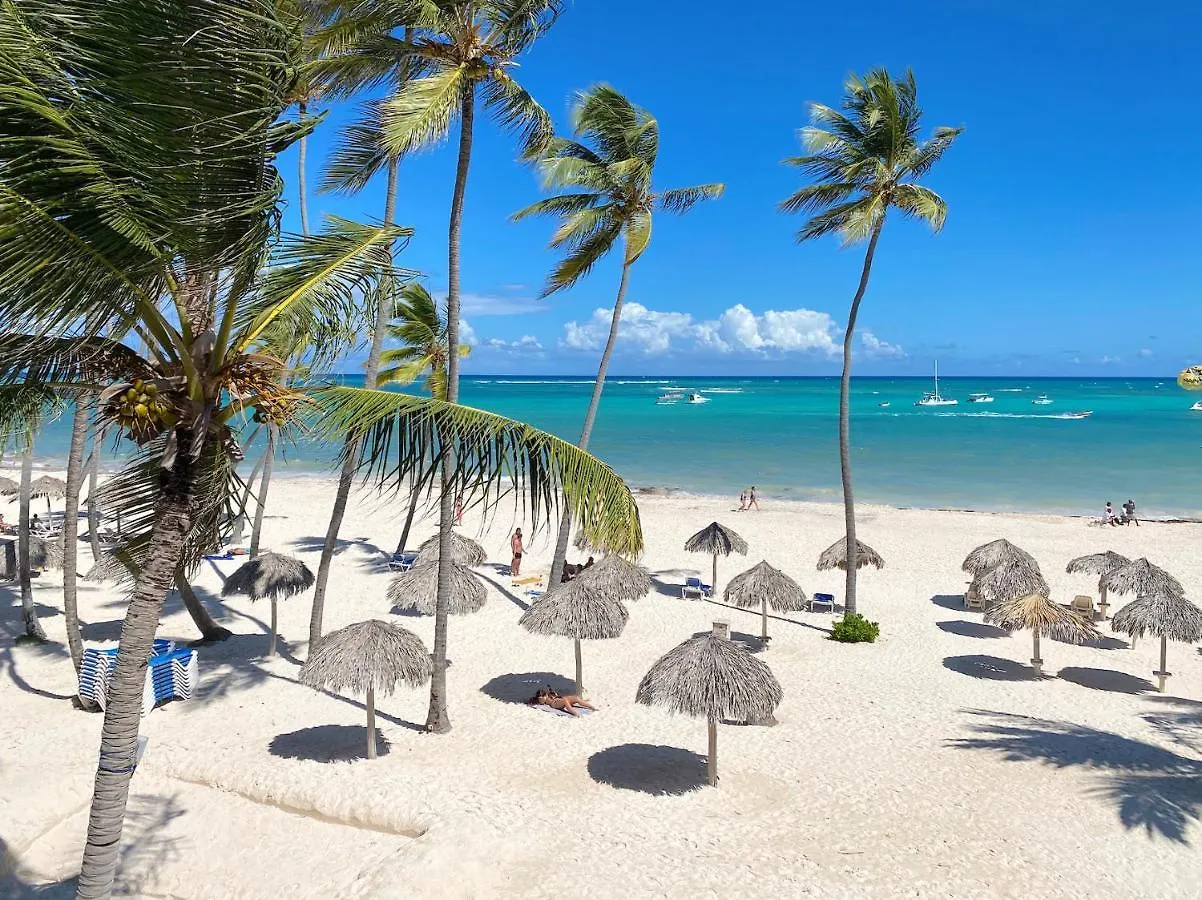 Tropicana Suites Deluxe Beach Club & Pool - Playa Los Corales Punta Cana Dominican Republic
